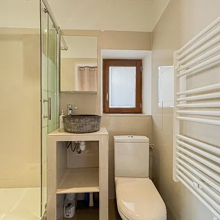 Appartement Cozy 3 Pièces, Centre Historique - Wifi, Ac, 5pers