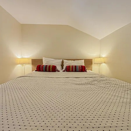 Cozy 3 Pieces, Centre Historique - Wifi, Ac, 5pers Apartament Nicea